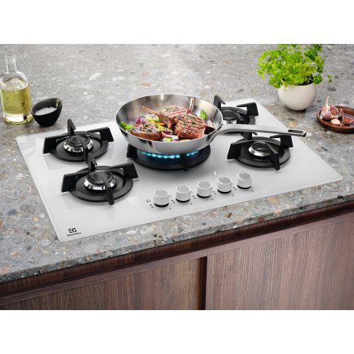 Electrolux KGS9536W Piano cottura Gas 90 cm Slim 2.0 profilo 8mm- 5 fuochi gas - bruciatori ad alta efficienza +20% Speed Burner - 1 bruciatore Wok - Griglie in ghisa - Accensione integrata nella manopola - Sicurezza Sicurgas -manopole Slim 2.0 - finitura bianca